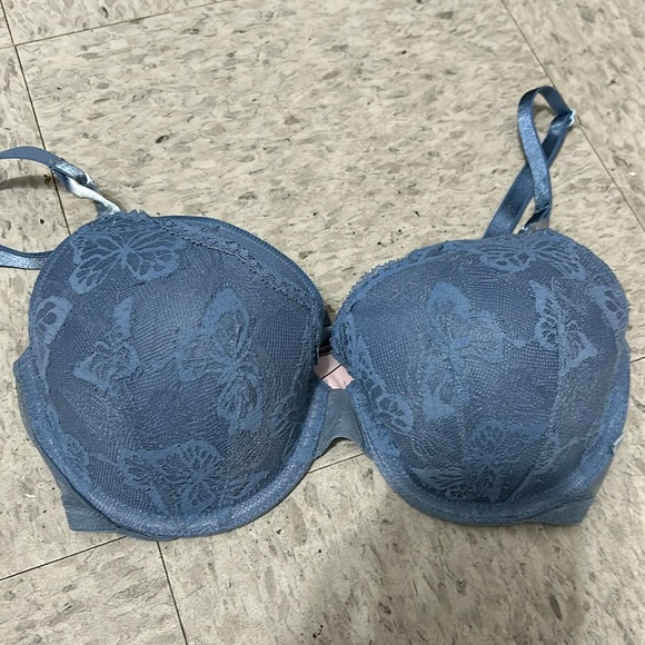 Victoria secret Lace Lined Demi bra - Picture 1 of 3